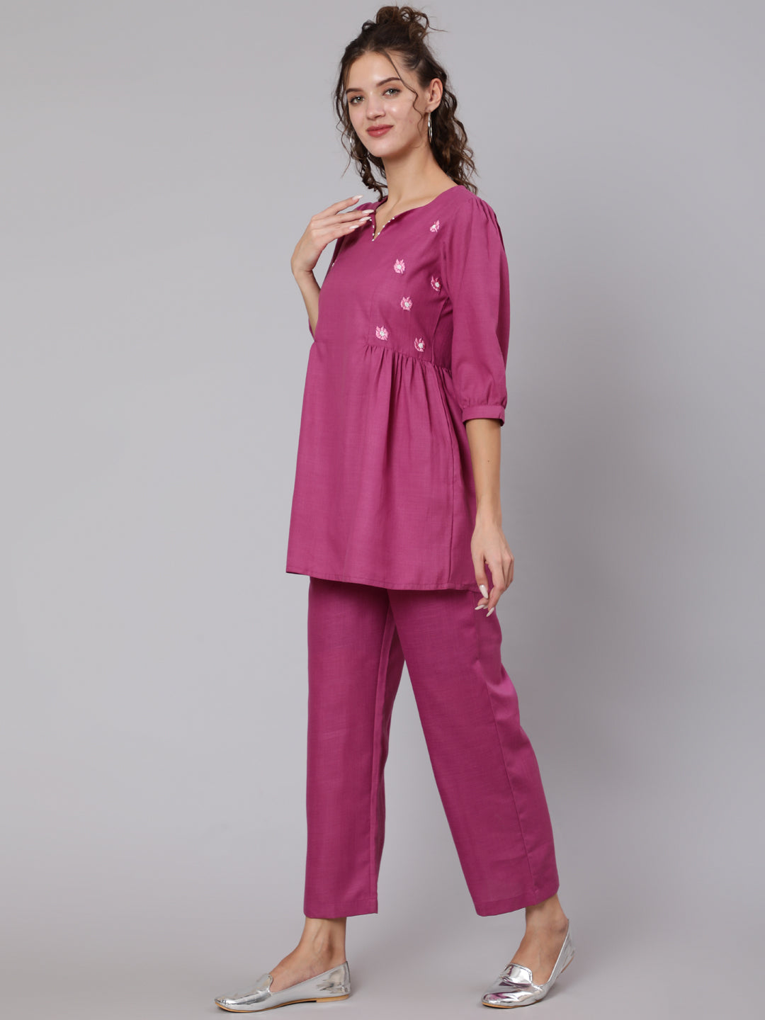 Magenta Viscose Rayon Embroidered Co-Ords Set Has Top And Palazzo